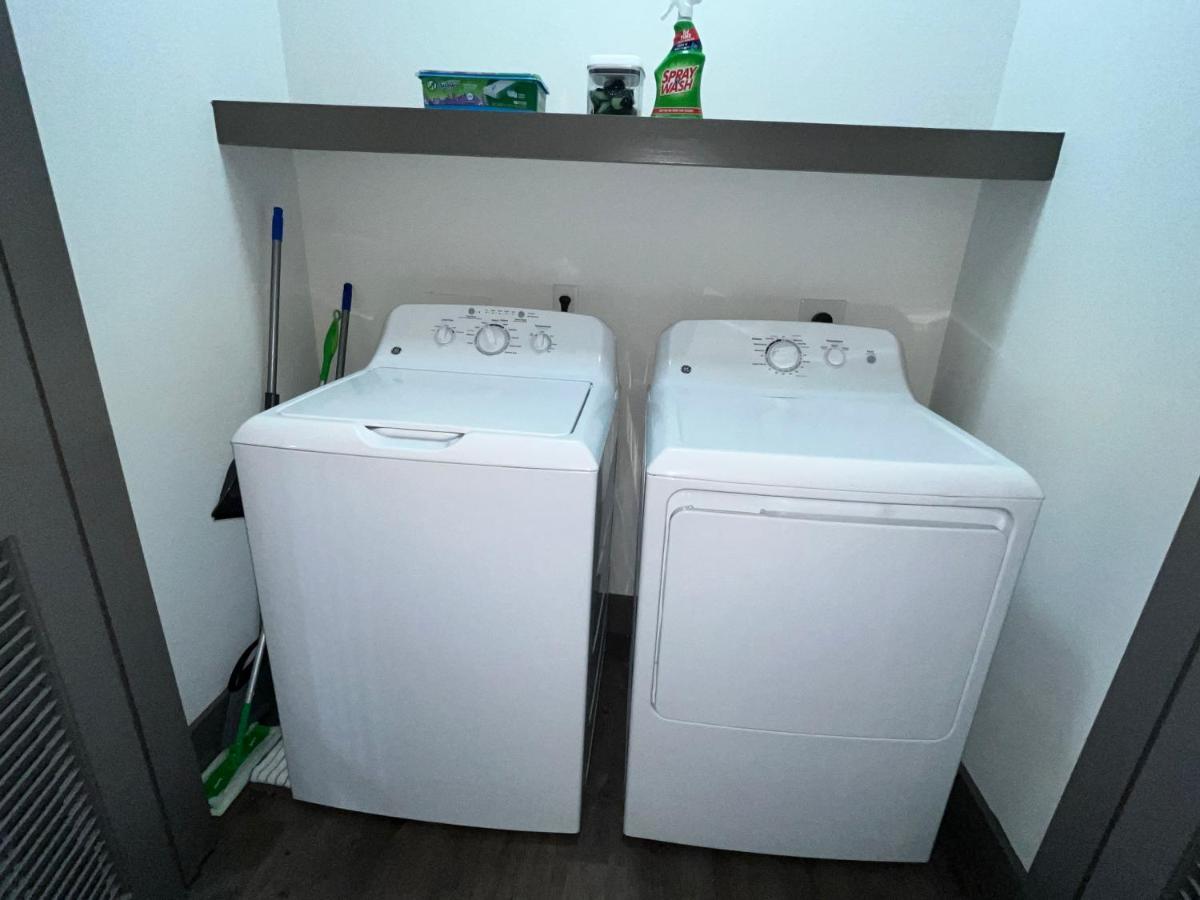 Comfy Abode Near Bush Airport Appartement Houston Buitenkant foto